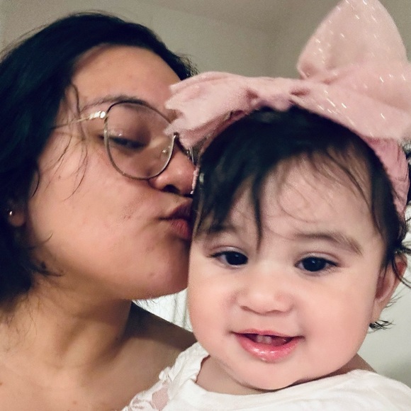 Meet your Posher, Fatima - Picture 1 of 4